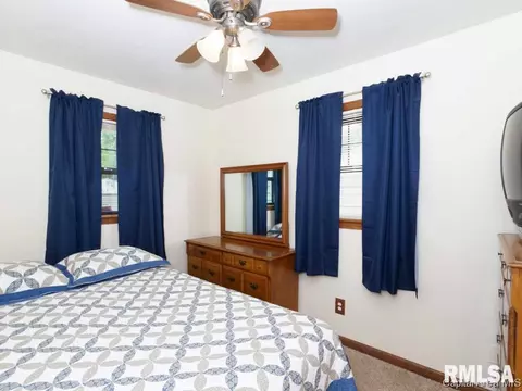 3315 E Carpenter St, Springfield, IL 62702 photo 14