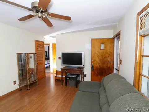 3315 E Carpenter St, Springfield, IL 62702 photo 5