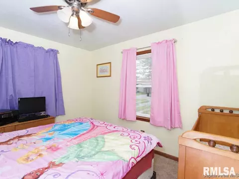 3315 E Carpenter St, Springfield, IL 62702 photo 18