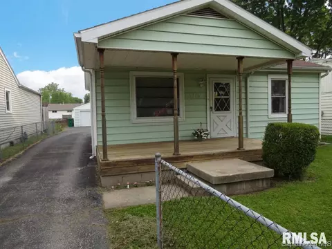 3315 E Carpenter St, Springfield, IL 62702 photo 1