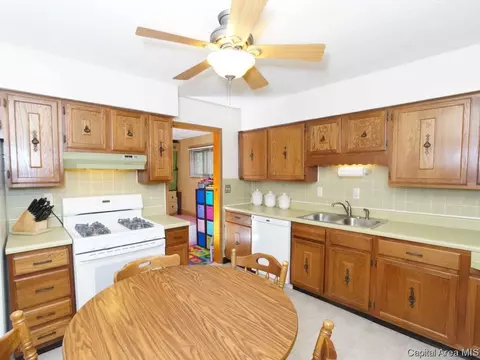 3315 E Carpenter St, Springfield, IL 62702 photo 7