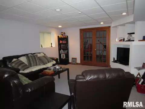 701 Country Meadows Dr, Springfield, IL 62702 photo 18