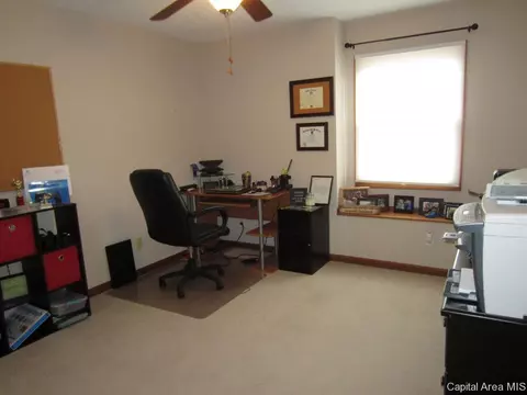 701 Country Meadows Dr, Springfield, IL 62702 photo 14