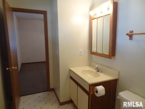2001 Halifax, Springfield, IL 62703 photo 9