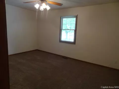 2001 Halifax, Springfield, IL 62703 photo 7