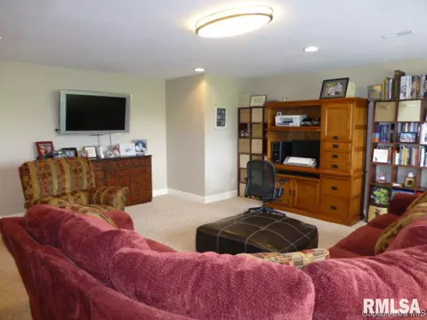 5905 Hedley Rd, Springfield, IL 62711 photo 11