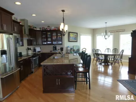 5905 Hedley Rd, Springfield, IL 62711 photo 5