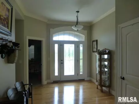 5905 Hedley Rd, Springfield, IL 62711 photo 4
