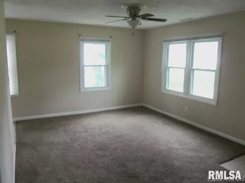 2338 E Black Ave, Springfield, IL 62702 photo 9