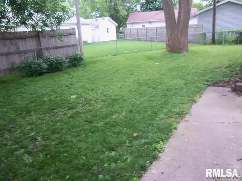 2338 E Black Ave, Springfield, IL 62702 photo 14