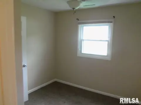 2338 E Black Ave, Springfield, IL 62702 photo 11