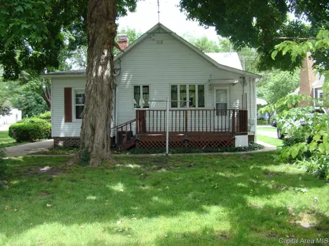 1059 N Walnut St, Springfield, IL 62702 photo 18