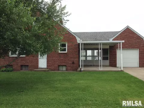 3125 S Allis St, Springfield, IL 62703 photo 2