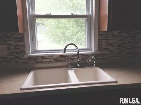 3125 S Allis St, Springfield, IL 62703 photo 7