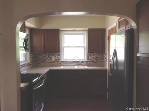 3125 S Allis St, Springfield, IL 62703 photo 4