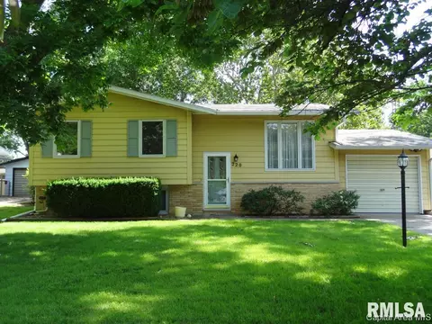220 Kenyon Dr, Springfield, IL 62704 photo 1