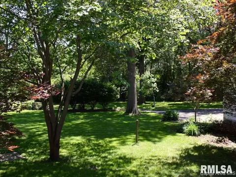 34 W Hazel Dell Ln, Springfield, IL 62712 photo 28