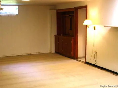 34 W Hazel Dell Ln, Springfield, IL 62712 photo 18