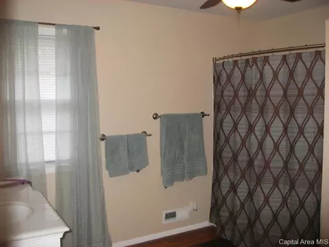 1821 E Grant St, Springfield, IL 62703 photo 20