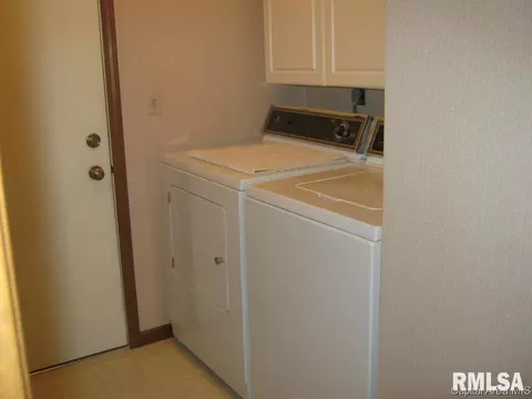 2916 Turning Mill Dr, Springfield, IL 62704 photo 20