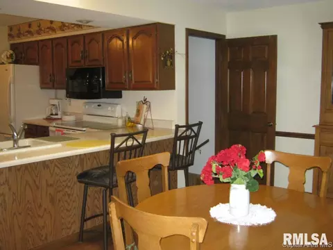 2916 Turning Mill Dr, Springfield, IL 62704 photo 10