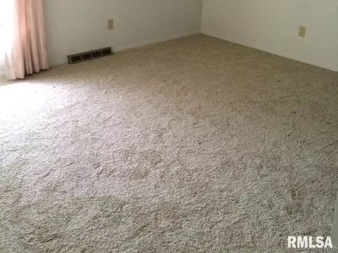 405 Yeoman Dr, Springfield, IL 62704 photo 14