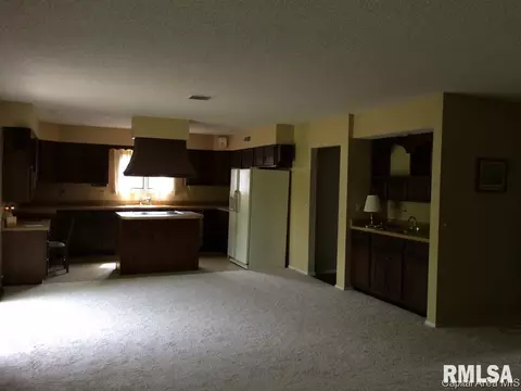 405 Yeoman Dr, Springfield, IL 62704 photo 5