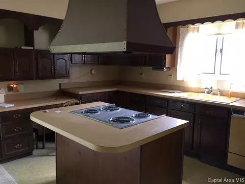 405 Yeoman Dr, Springfield, IL 62704 photo 9