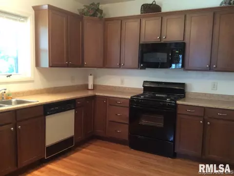 1411 S State St, Springfield, IL 62704 photo 9