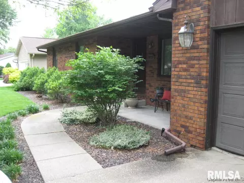 8120 Hunt Rd, Springfield, IL 62712 photo 3