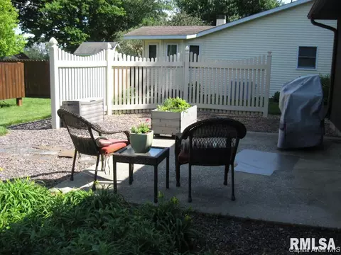8120 Hunt Rd, Springfield, IL 62712 photo 9