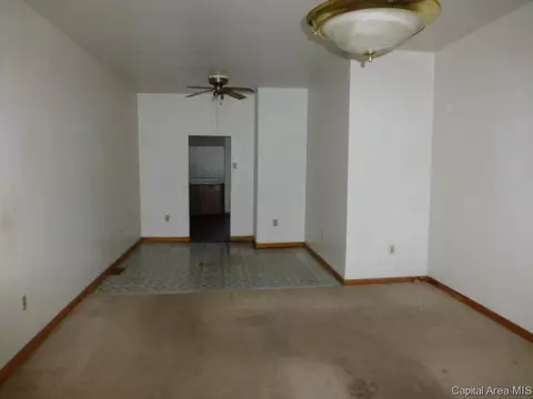 2034 E Clay St, Springfield, IL 62703 photo 3