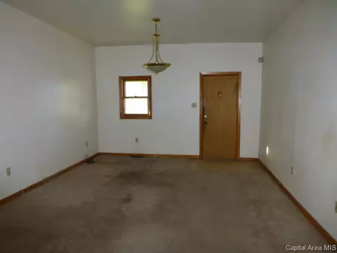 2034 E Clay St, Springfield, IL 62703 photo 2