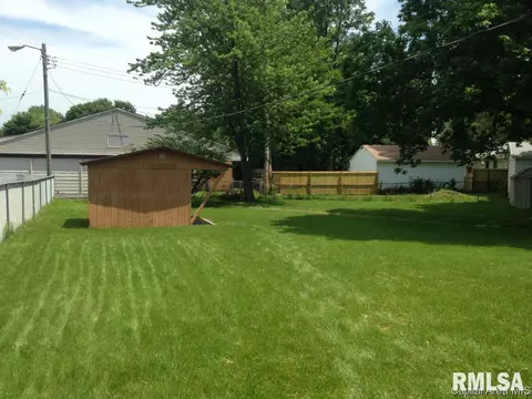 1837 Lee St, Springfield, IL 62703 photo 11