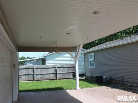 1923 Fairfield, Springfield, IL 62702 photo 22