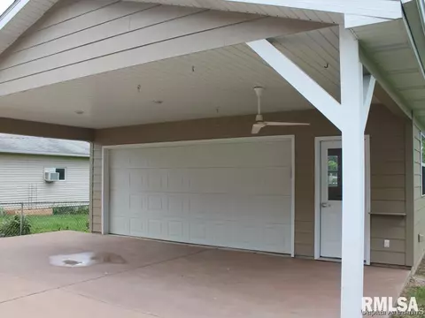 1923 Fairfield, Springfield, IL 62702 photo 4