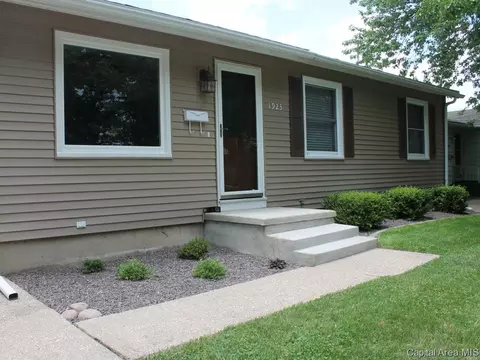 1923 Fairfield, Springfield, IL 62702 photo 1
