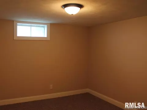 1923 Fairfield, Springfield, IL 62702 photo 18