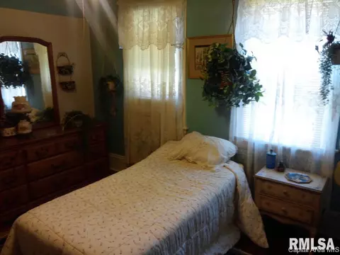 1201 S 1st, Springfield, IL 62704 photo 8