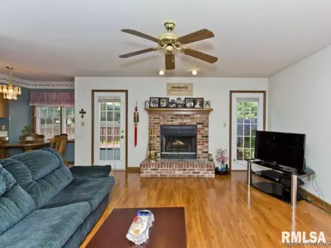2524 Charlack Ave, Springfield, IL 62704 photo 2