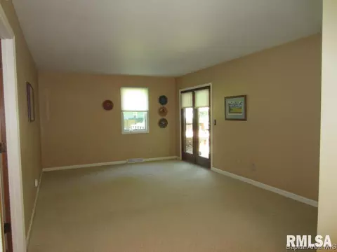 73 Country Pl, Springfield, IL 62703 photo 4