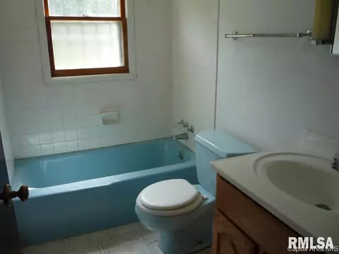 1518 N Macarthur, Springfield, IL 62702 photo 3
