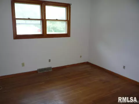 1518 N Macarthur, Springfield, IL 62702 photo 9