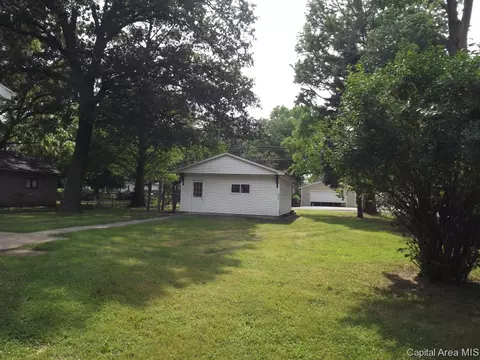 619 Columbia, Springfield, IL 62704 photo 4