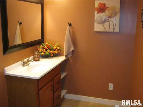 3720 Carney Blvd, Springfield, IL 62712 photo 24