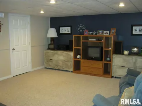 3720 Carney Blvd, Springfield, IL 62712 photo 22