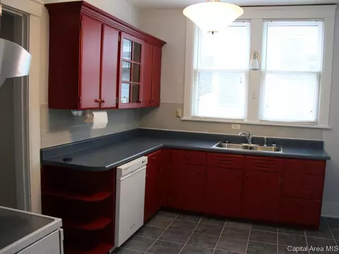 1409 S 4th St, Springfield, IL 62703 photo 8