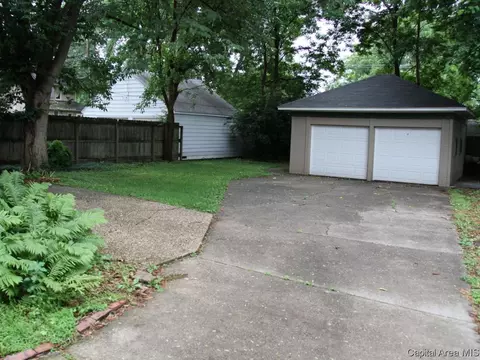 1409 S 4th St, Springfield, IL 62703 photo 17