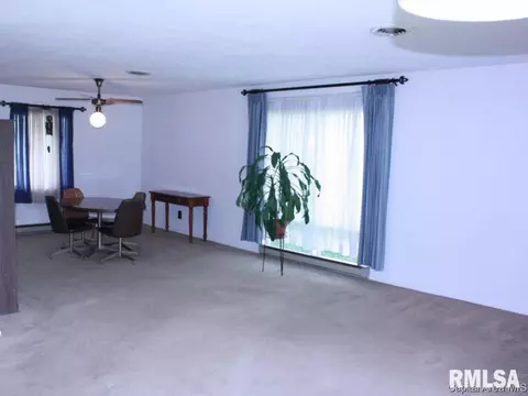 425 E Kimble, Springfield, IL 62703 photo 6