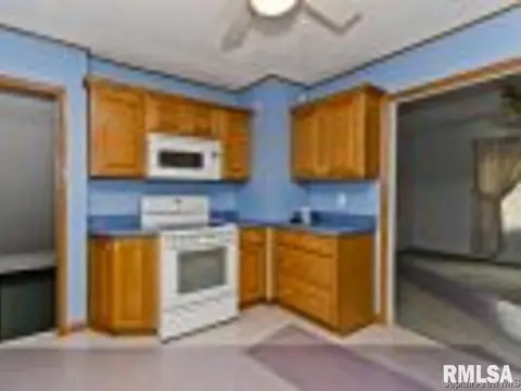 2548 S 6th, Springfield, IL 62703 photo 8